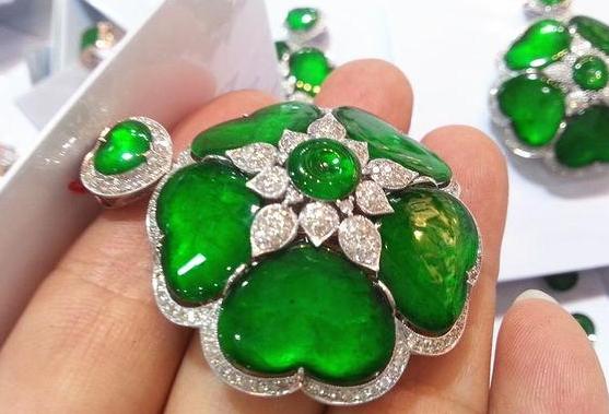 如何区分缅甸翡翠和危料,永楚料、危地马拉料，也是翡翠吗？