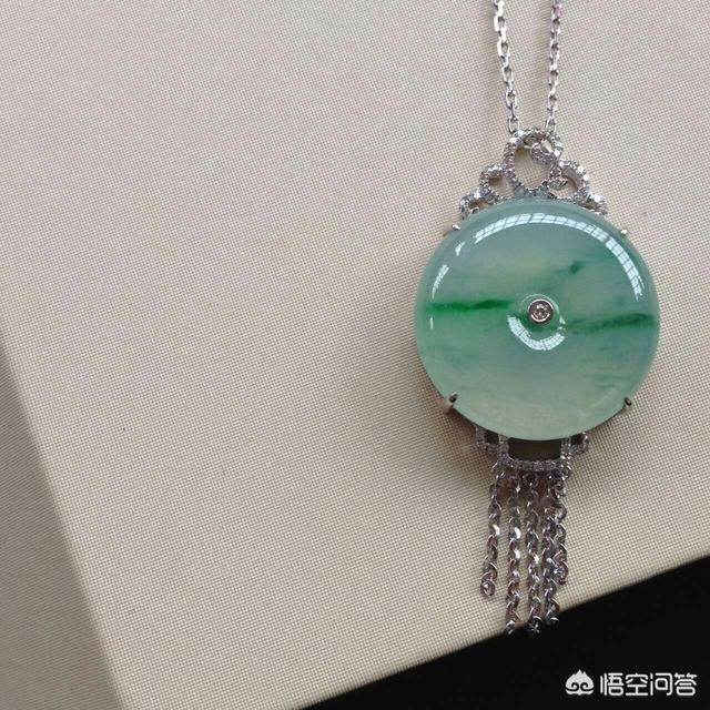 怎么判断玉已经戴活了,人养玉三年，玉养人一生，为什么都这样说？