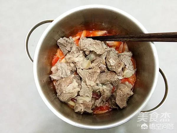 西红柿炒牛肉,怎么炒牛肉粒又嫩又好吃？