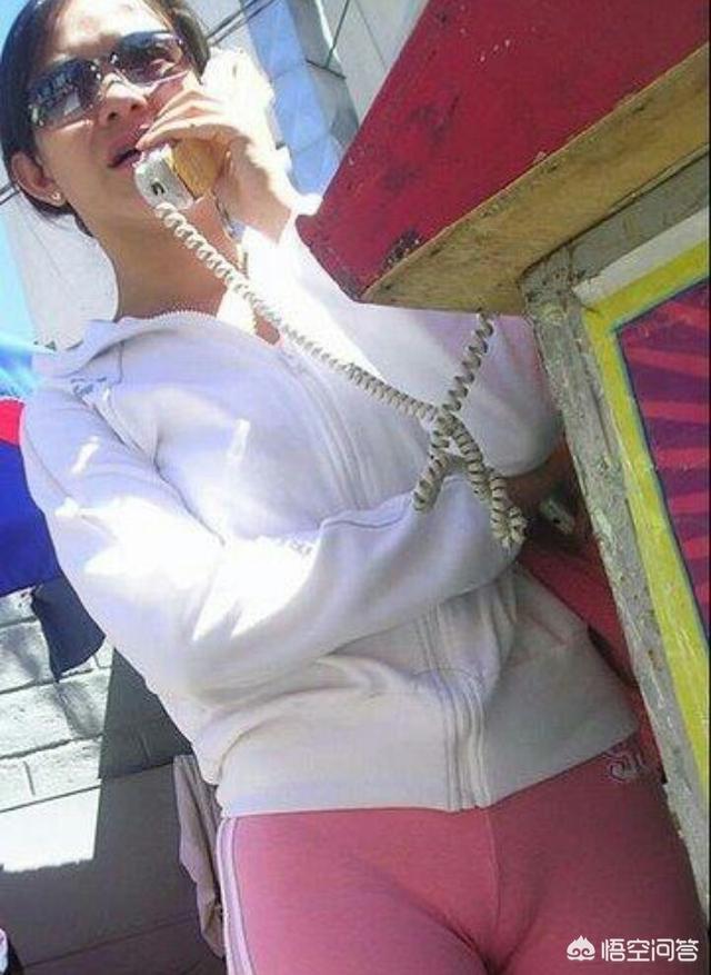 女打底花裤批发:为什么有人说紧身裤吸引女生？