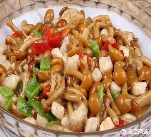 炒鸡胸脯肉的做法大全家常:家庭炒鸡肉需要焯水吗，怎么做简单又好吃？