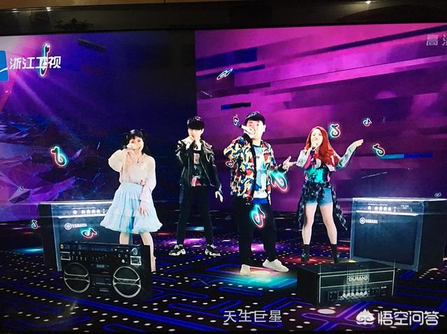 刘郡格:《中国好声音》刘郡格与冠军无缘是因为选错歌吗？