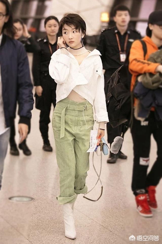 古力娜扎姐姐:如何看待《乘风破浪的姐姐》中含韵子的表现？