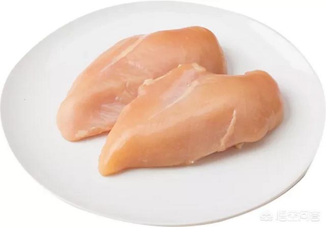 减肥鸡胸肉怎么做，减肥只吃鸡胸肉和水煮菜行吗