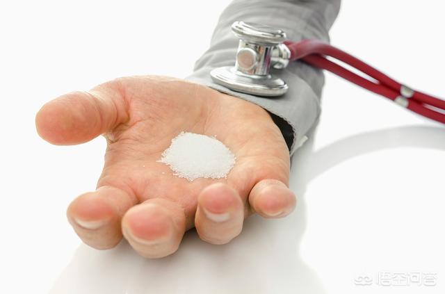 盐吃多了有什么坏处:盐吃多了会得高血压吗？为什么？