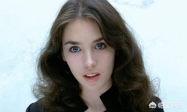 伊莎贝拉阿佳妮:为什么法国人喜欢伊莎贝尔·阿佳妮？