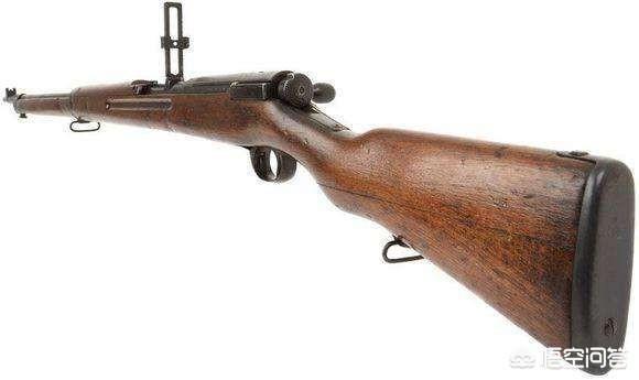 头条问答 - 二战时期,德国的98k步枪和日本的"三八大盖"步枪,哪个性能