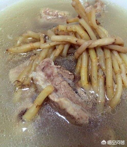 折耳鱼磁力:现在市面上有多少人喜欢吃折耳根（鱼熏草）？