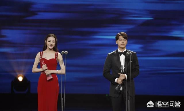 李小璐被嘲沦成网红:李小璐直播卖货讨生活，网友：也是可怜人。你觉得呢