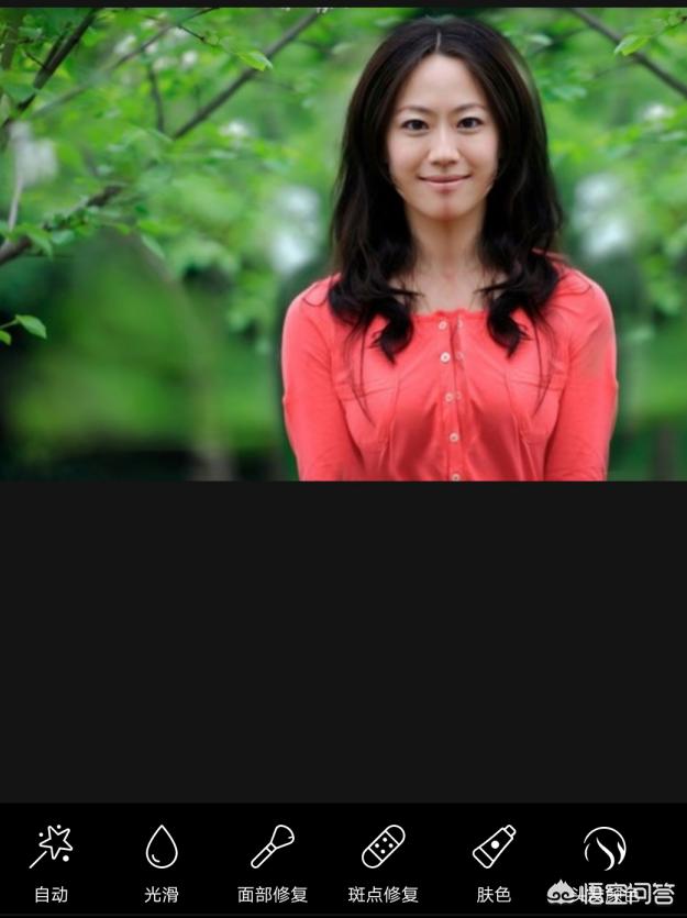 黄心颖照片被遮脸:为什么说许志安配不上郑秀文，他们有哪些差距？
