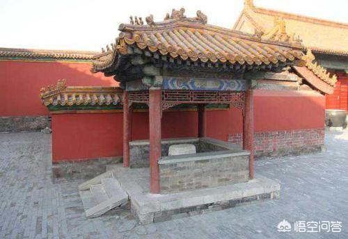 一位老太监说：“故宫内有70多口井,无人敢喝里面的水”,这是为什么？