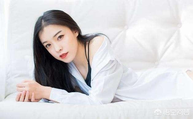 和有素质的男人聊微信:喜欢在微信上聊天的一个男生，该怎么撩他？
