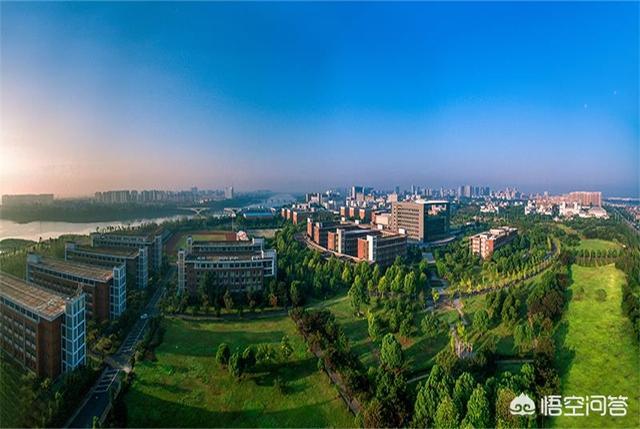 衢州学院新生群:衢州学院宿舍条件如何啊？学校是怎么安排的？(衢州学院宿舍怎么样)