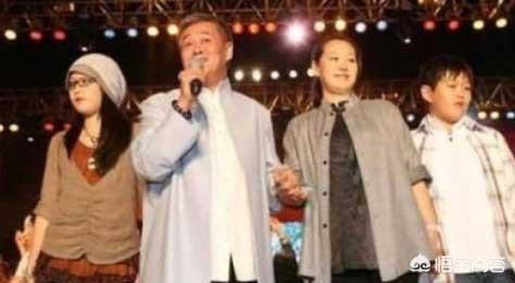 赵本山已年老即将退出舞台,儿女未来发展将如何？