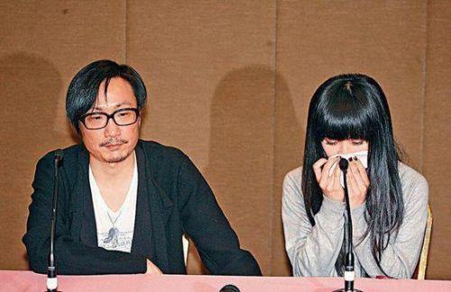 陈伟霆蔡卓妍接吻:潘玮柏竟然和离过婚且和陈伟霆传绯闻的蔡卓妍谈恋爱？你怎么看？