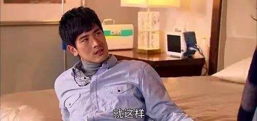 郑希怡图片:为什么现在不流行尖头高跟
