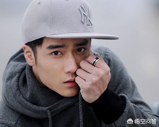 蒋劲夫古力娜扎:为什么有些明星为家暴女友的蒋劲夫发声