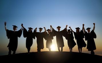 大学生了没陈冠希:大学毕业只有毕业证而没有学位证，我的大学是白念了吗？