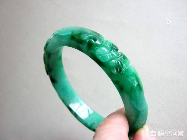 58和59的手镯有差别吗,翡翠五八圈是什么意思？行情怎么样？