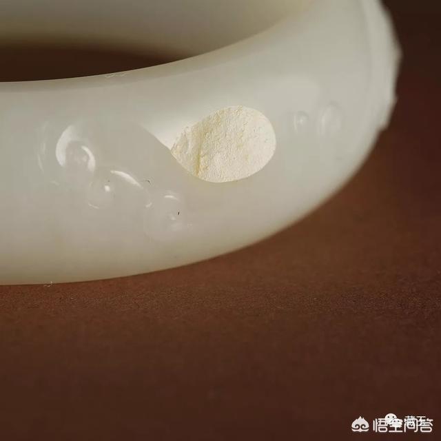 和田玉手镯1万元图片,10万块能买到什么样的和田玉手镯？