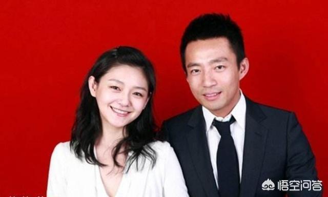 李小璐婚纱照:李小璐微博背景墙换成与贾乃亮的婚纱照，两人真的要复合吗？