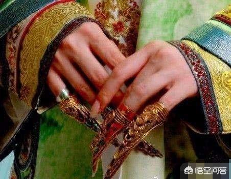 清代后妃:清朝贵妃皇后什么的为什么要留指甲