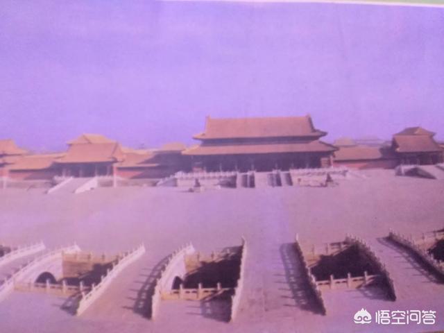 鹿钟麟:鹿钟麟仅靠20人是如何将溥仪赶出紫禁城的？