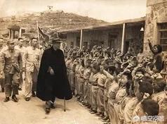陈洁如照片:国民党将领穿大衣为何不穿袖子？