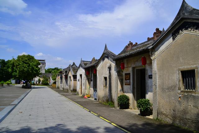 深圳海世界酒店灵异事件:你们住宾馆遇到的可怕或者奇葩的经历都有什么？