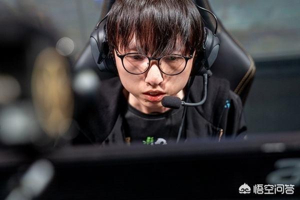余霜道歉:msi季中赛，ig的理疗椅事件是怎么回事真的是余霜干的