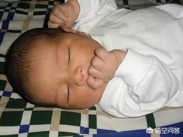 什么时候断奶最好:母乳一般吃到多久后就会没有什么营养了？