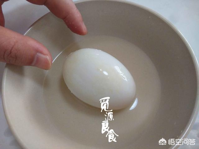 家庭懒人腌鸡蛋的方法，如何才能腌制出流油的咸鸡蛋
