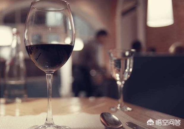 高血压的人能喝红酒吗，高血压的人能喝葡萄酒吗？有哪些需要注意的问题？