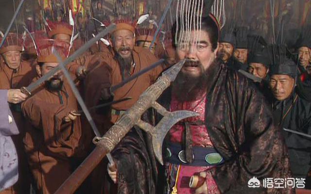 吕布三姓家奴:感觉《三国演义》中遍地是降将，为何只有吕布被骂“三姓家奴”