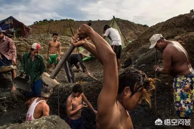 翡翠原石矿口,缅甸翡翠原石开采还能持续多久？