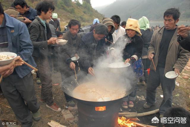 大锅饭:现在的生活富裕了，为什么没有大锅饭时期的人健康？