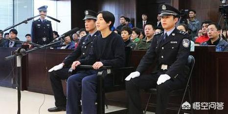 房祖名女友:有人说:房祖名是“青出于蓝而胜于蓝”，你怎么看？