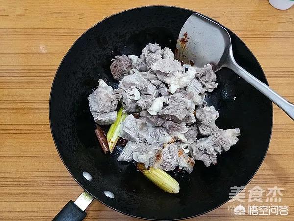 红酒炖鸡，去法国一定要尝的美食有哪些？