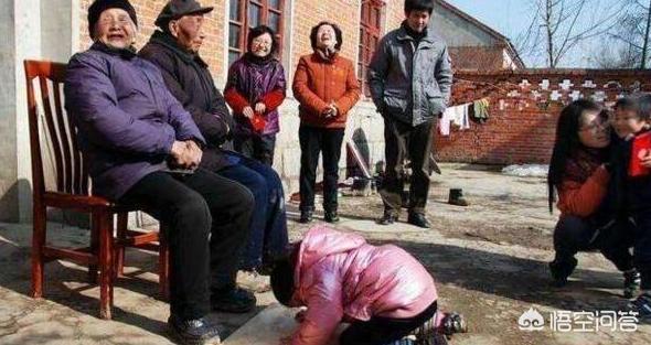 带着神仙<a href=https://maguai.com/list/269-0-0.html target=_blank class=infotextkey>红包群</a>回过去:在农村里很多人走亲戚，为什么偏偏要带着孩子一起去？