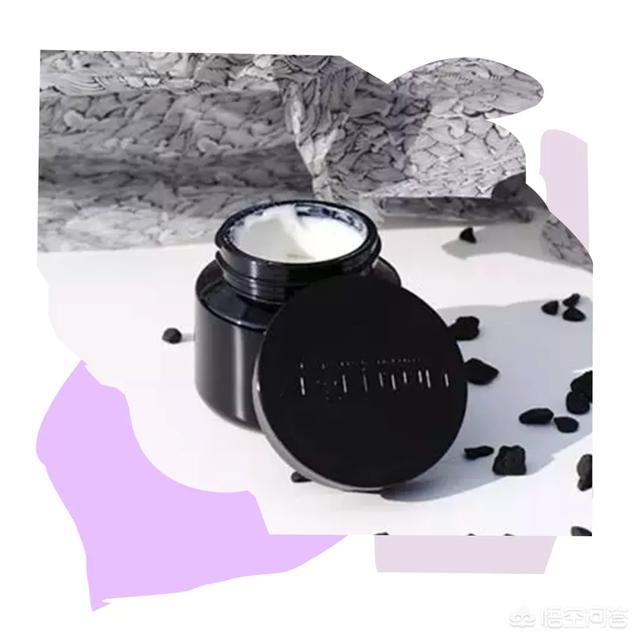 女明星曝光:为什么明星喜欢曝光自己的梳妆台，上面那么多东西，能全部都用吗