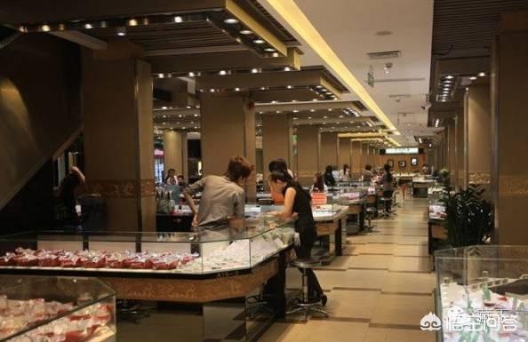 买玉镯子需要注意什么,旅游景区买玉需要注意什么？