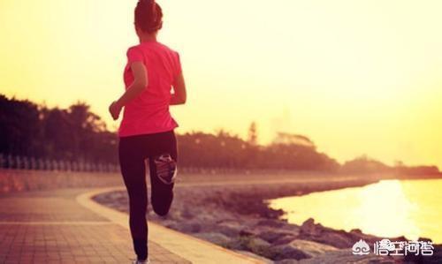 正确的跑步减肥方法(正确的跑步减肥方法慢跑的正确方法)