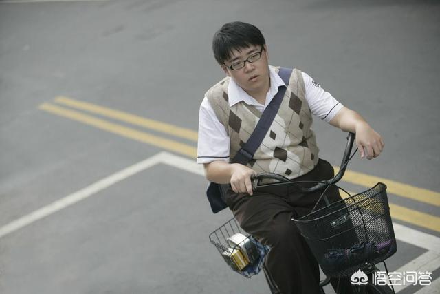 何洁释小龙:当年《笑林小子》里和释小龙搭戏的小胖子，现在怎么样了