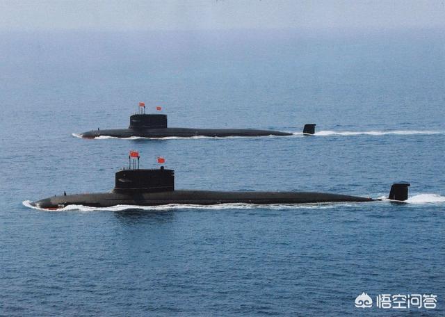 头条问答 - 核潜艇在深潜,甚至是在冰层下深潜时