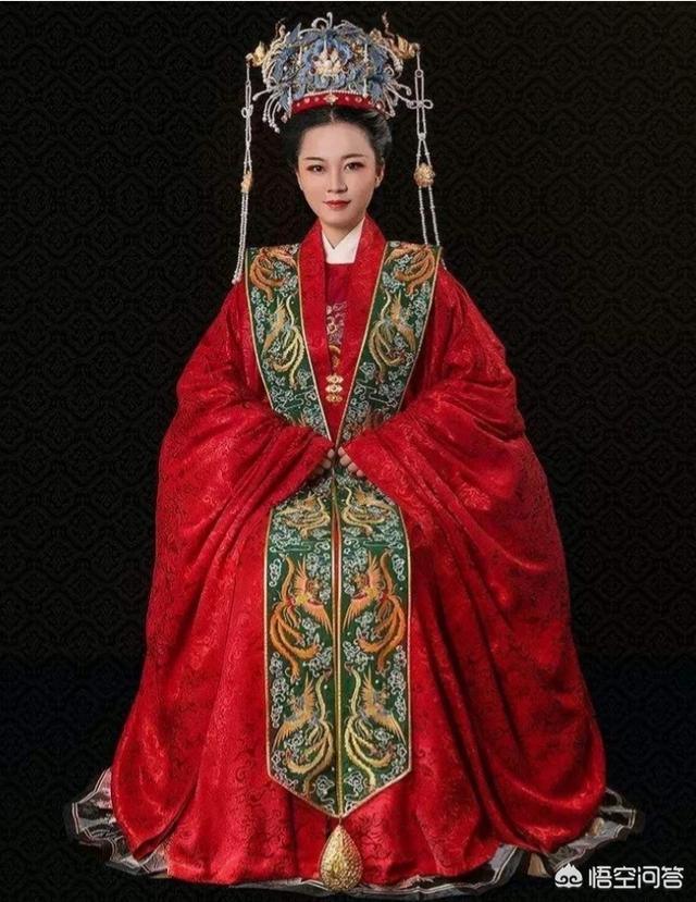 做诰命夫人有什么好处，古代“诰命夫人”有何特权