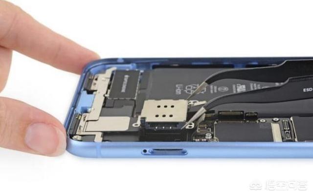 iphone xr为什么那么厚？