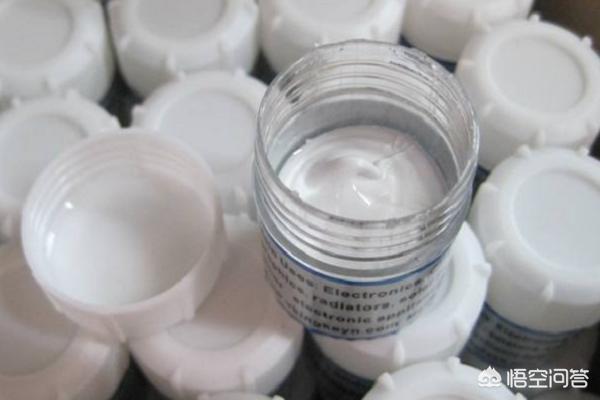 cpu怎么拆,cpu里面的芯片怎样取出？
