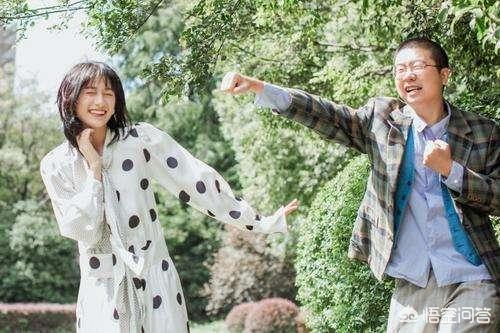 李诞出轨:李诞是真出轨，还是被人借位拍摄套路