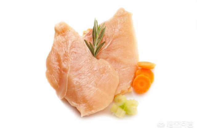 减肥鸡胸肉怎么做，减肥期间为什么提倡吃鸡胸肉鸡腿不可以吗