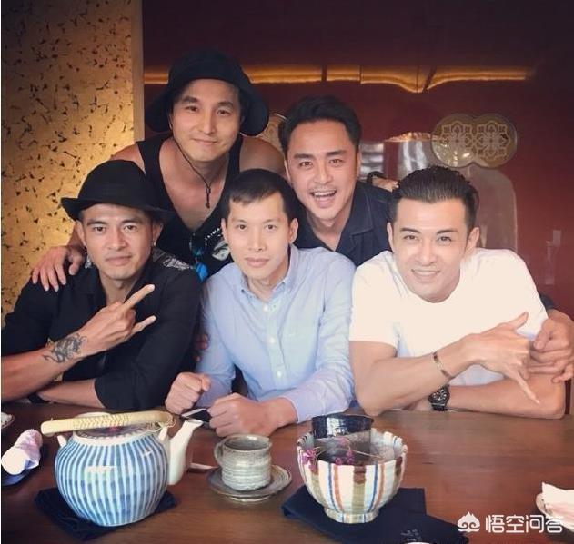 许君豪:有哪些成员比较多的组合已经解散了？